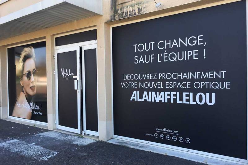 découpe de lettrage vinyle grande taille et impression d'autocollant personnalisé