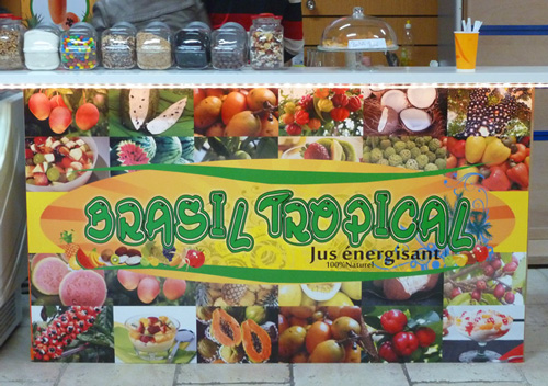 iiDmage imprimerie numérique à Marseille (13) imprime les panneaux de comptoir