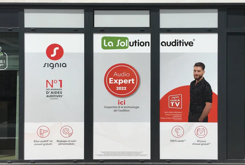 Habillage de vitrine triptyque avec du vinyle occultant.<br>#CoveringVitrine #OpacitéMax